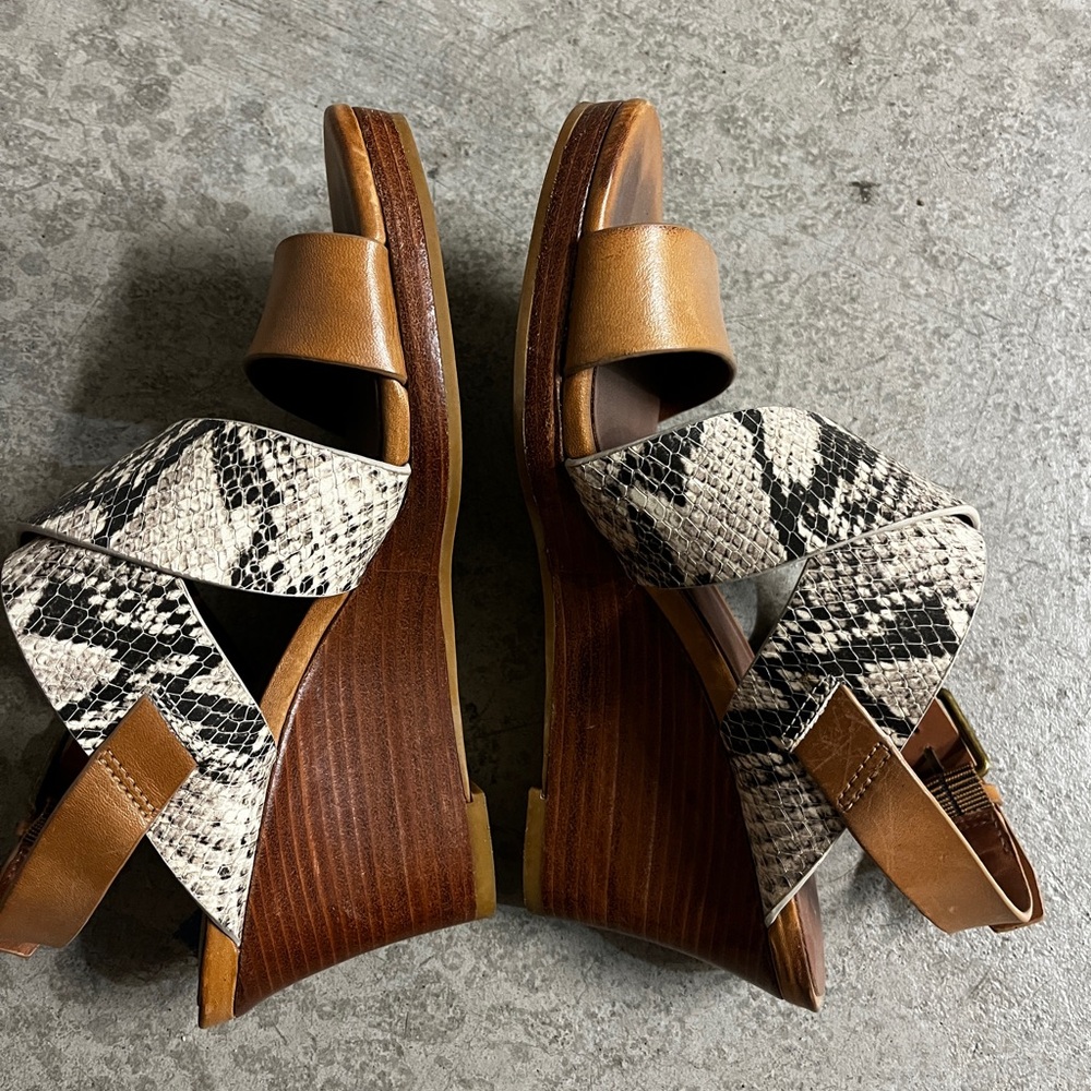 COLE HAAN SNAKE PRINT WEDGES SIZE 5